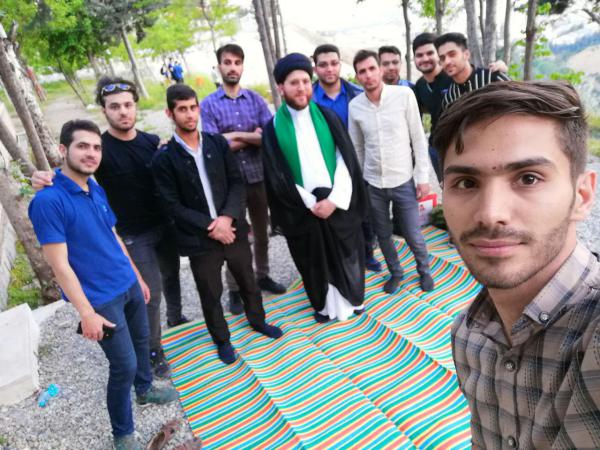 اعزام مبلغین در خوابگاه ها و اجرای برنامه های ویژه در ماه مبارک رمضان (واحد تهران)