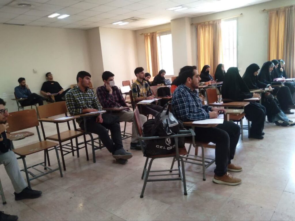 گزارش تصویری از برگزاری کلاس های حوزه علوم اسلامی دانشگاه